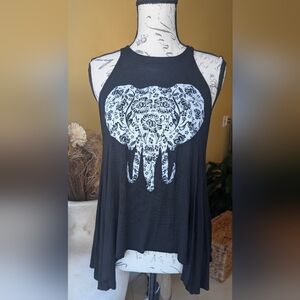 Bundle of 2 Graphic Tank Tops Size Medium